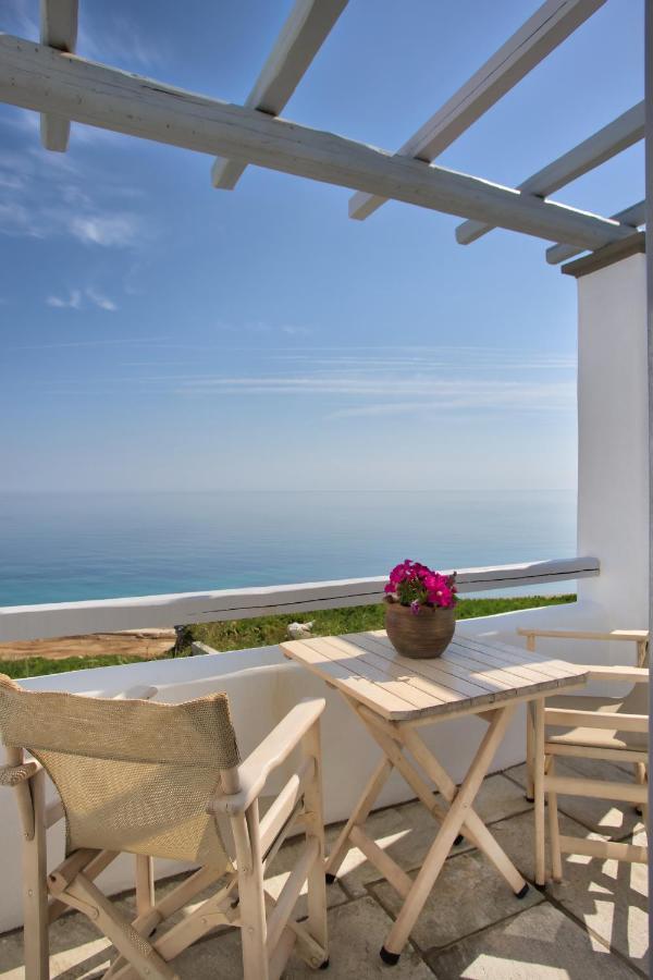 Ianthi Boutique Guesthouses สกีรอส ภายนอก รูปภาพ