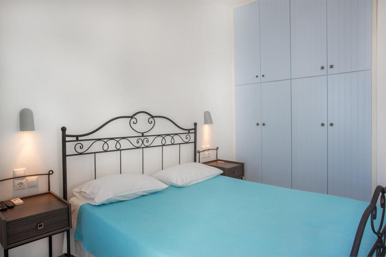 Ianthi Boutique Guesthouses สกีรอส ภายนอก รูปภาพ