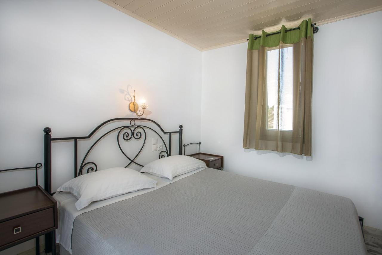 Ianthi Boutique Guesthouses สกีรอส ภายนอก รูปภาพ