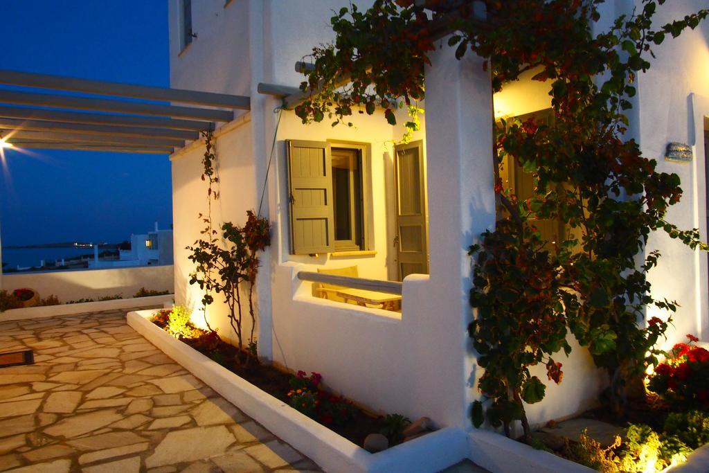 Ianthi Boutique Guesthouses สกีรอส ภายนอก รูปภาพ
