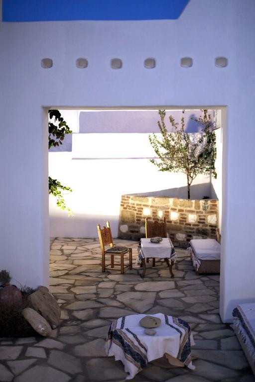Ianthi Boutique Guesthouses สกีรอส ภายนอก รูปภาพ